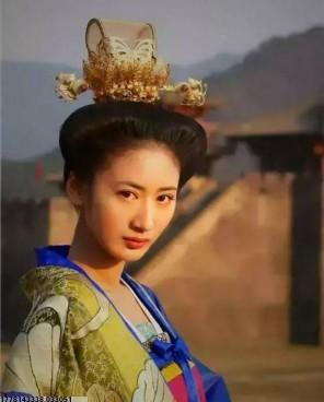 村松京子